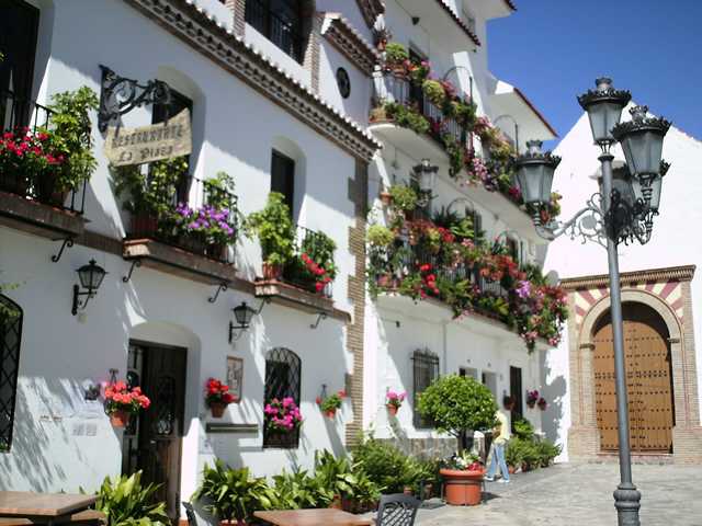 Canillas de Akbaida